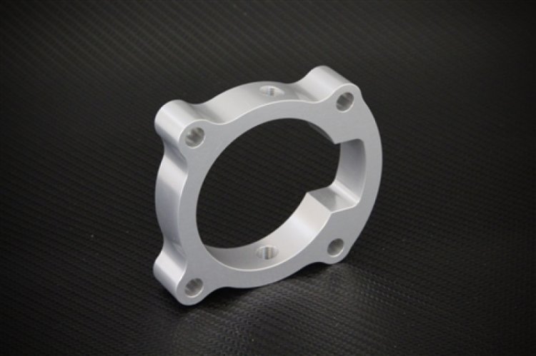 (image for) Torque Solution Genesis Coupe 2.0T Silver Throttle Body Spacer 2010 - 2012